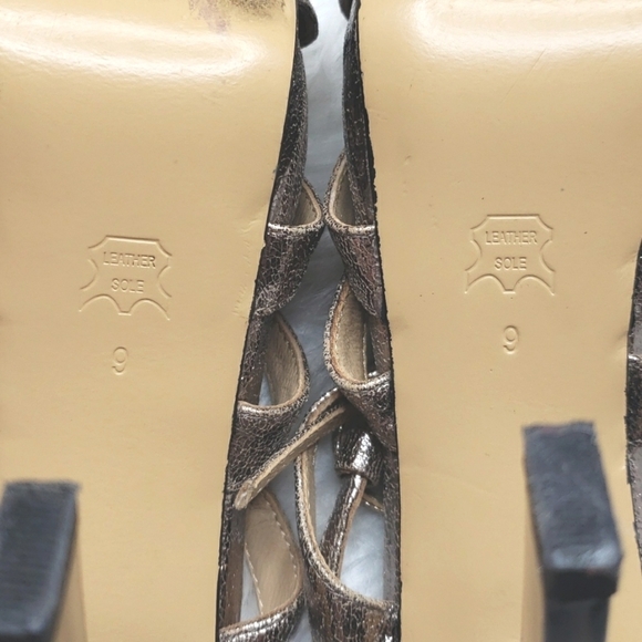 Bcbgmaxazria Heels ming1 9 sandals metallic pewter silver - Picture 12 of 13